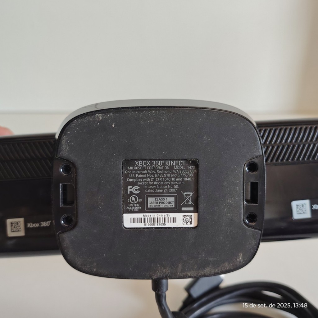 Sensor Kinect Câmera Original Microsoft para Xbox 360 Semi-novo