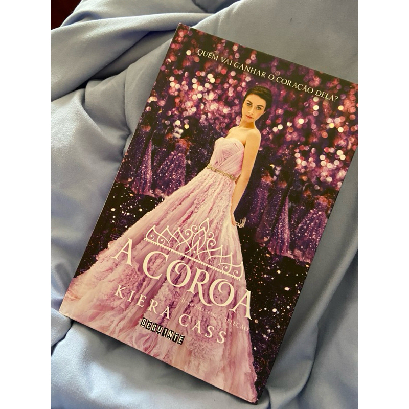 Livro A Coroa - Kiera Cass - capa dura | Shopee Brasil