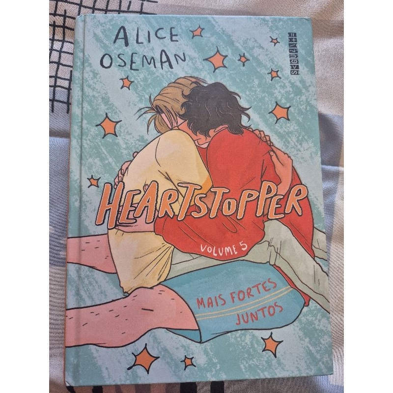 livro Heartstopper volume 5 + poster | Shopee Brasil