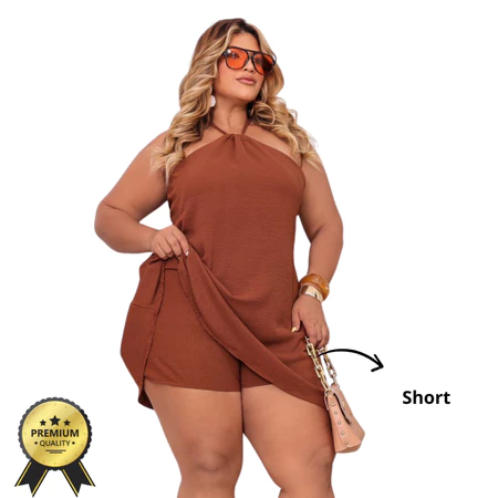 Macaquinho plus size rodado soltinho em crepe 