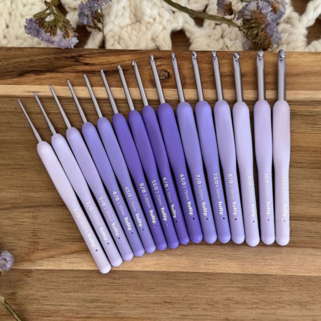 Agulha De Crochê Lilás Marca Tulip ORIGINAl Etimo Murasaki Vários