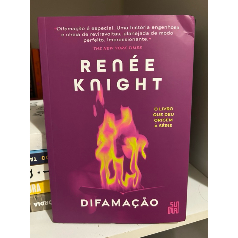 difamação - renée knight | Shopee Brasil