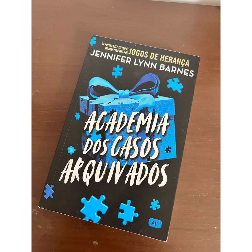 Livro Academia dos Casos Arquivados | Shopee Brasil