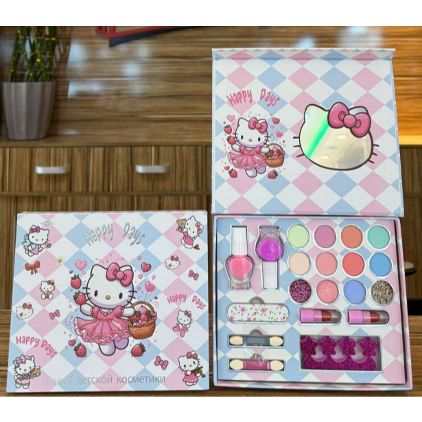 Hello Kitty, paleta de maquiagem Coulommi, maquiagem infantil