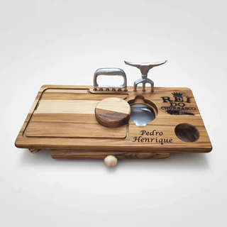 Tábua de Churrasco Personalizada com Gaveta + Garra e Tridente – Presente Gourmet Compacta