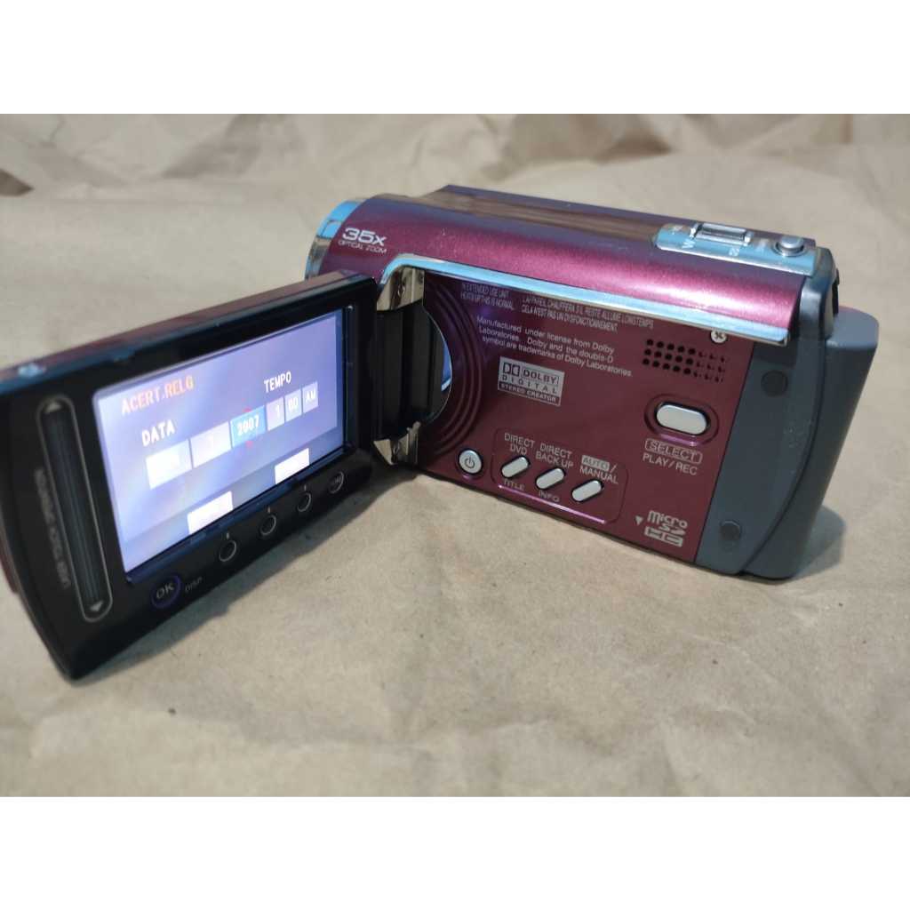 Câmera de vídeo digital JVC Everio GZ-MS100RU com zoom óptico de