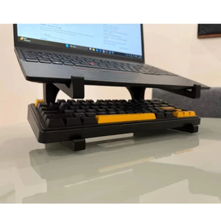 Suporte de Notebook Ergonômico – Compacto, Resistente e com Espaço para Teclado