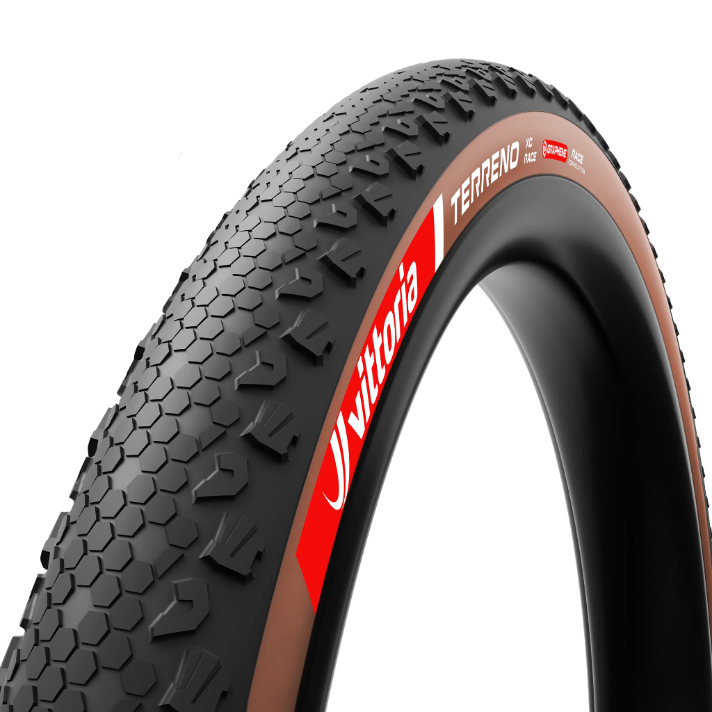 Pneu Vittoria Terreno XC Race 29 X 2.40 kevlar tubeless Faixa Marrom bege e preto mtb bike