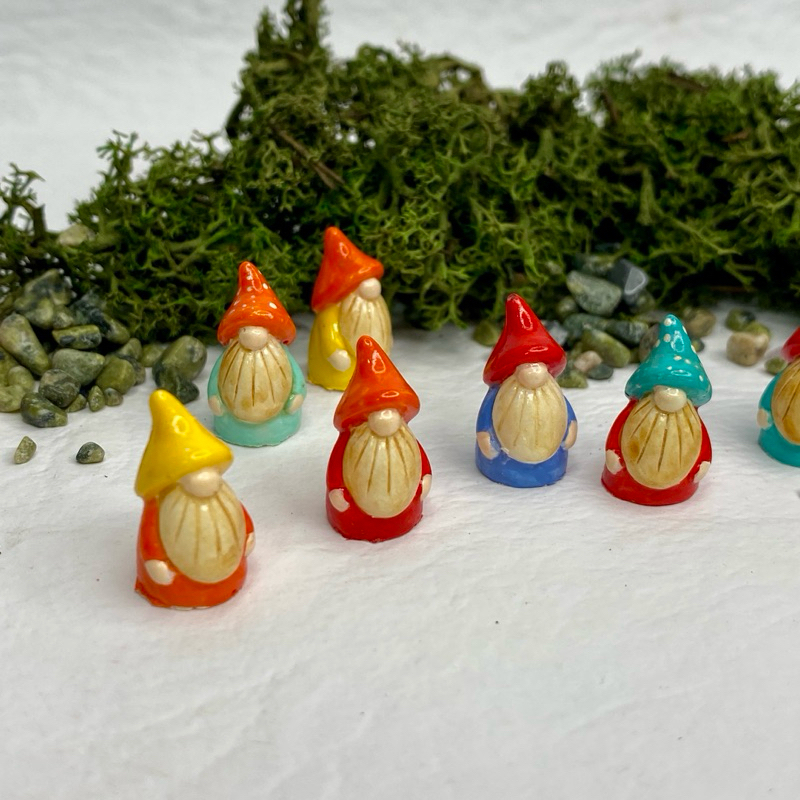 Mini Gnomos de resina - Perfeito para decorar Terrários/Mini