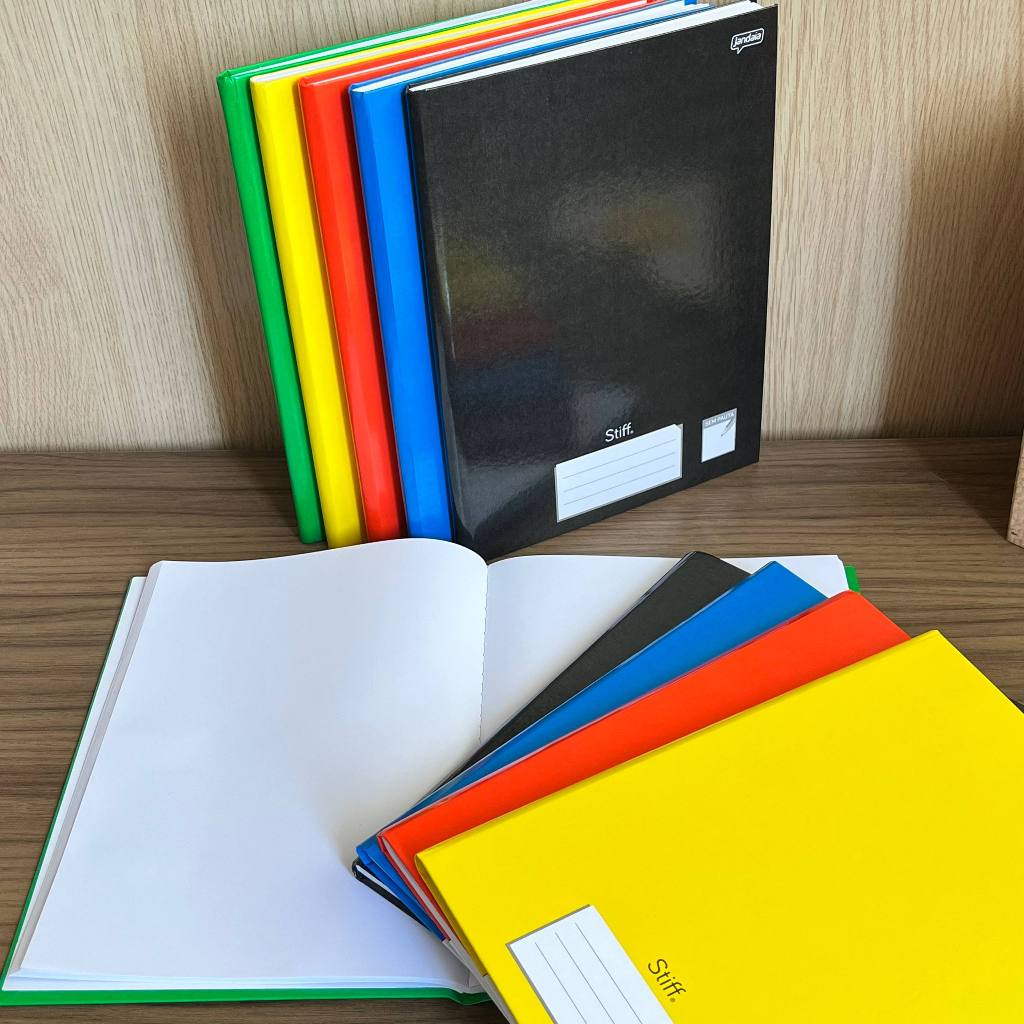 Caderno sem pauta grande 96 folhas capa dura Jandaia volta Às aulas material escolar