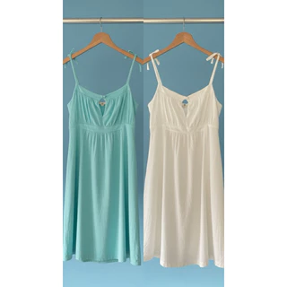 Vestido Feminino em Viscose Lisa com Alça de Amarrar e Zíper nas Costas