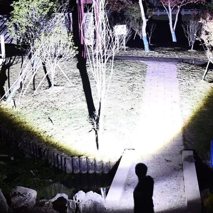 Lanterna Luz Forte Multifuncional , 6 Modos de Luz, Recarregável