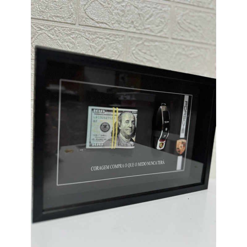 Quadro Visualização Porsch e Dólar