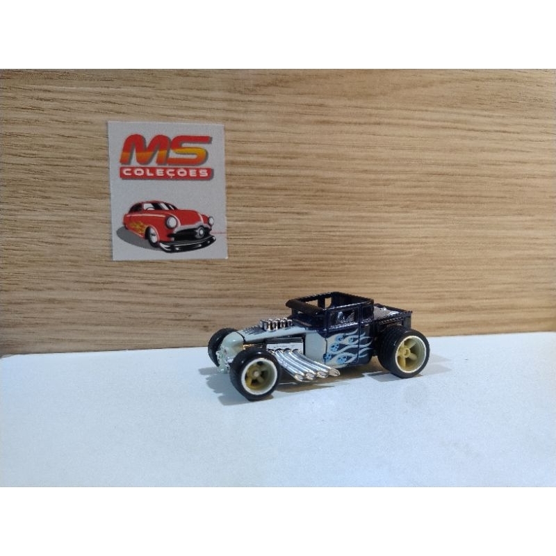 Hot Wheels Bone Shaker Série Larry's Garage. | Shopee Brasil