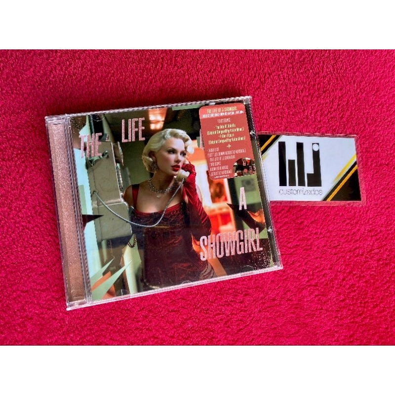 【新品未開封】The Life of a Showgirl デラックス　CD The Life of a Showgirl (ジャパン・デラックス・エディション)【限定