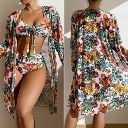 Conjunto de biquíni de três peças estampa floral 