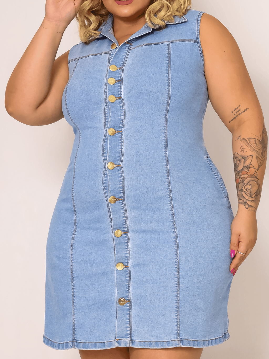 Vestido Jeans Plus Size Feminino Lycra Casual Soltinho mulher Cavado Sem Mangas Botões XG G1 G2 G3