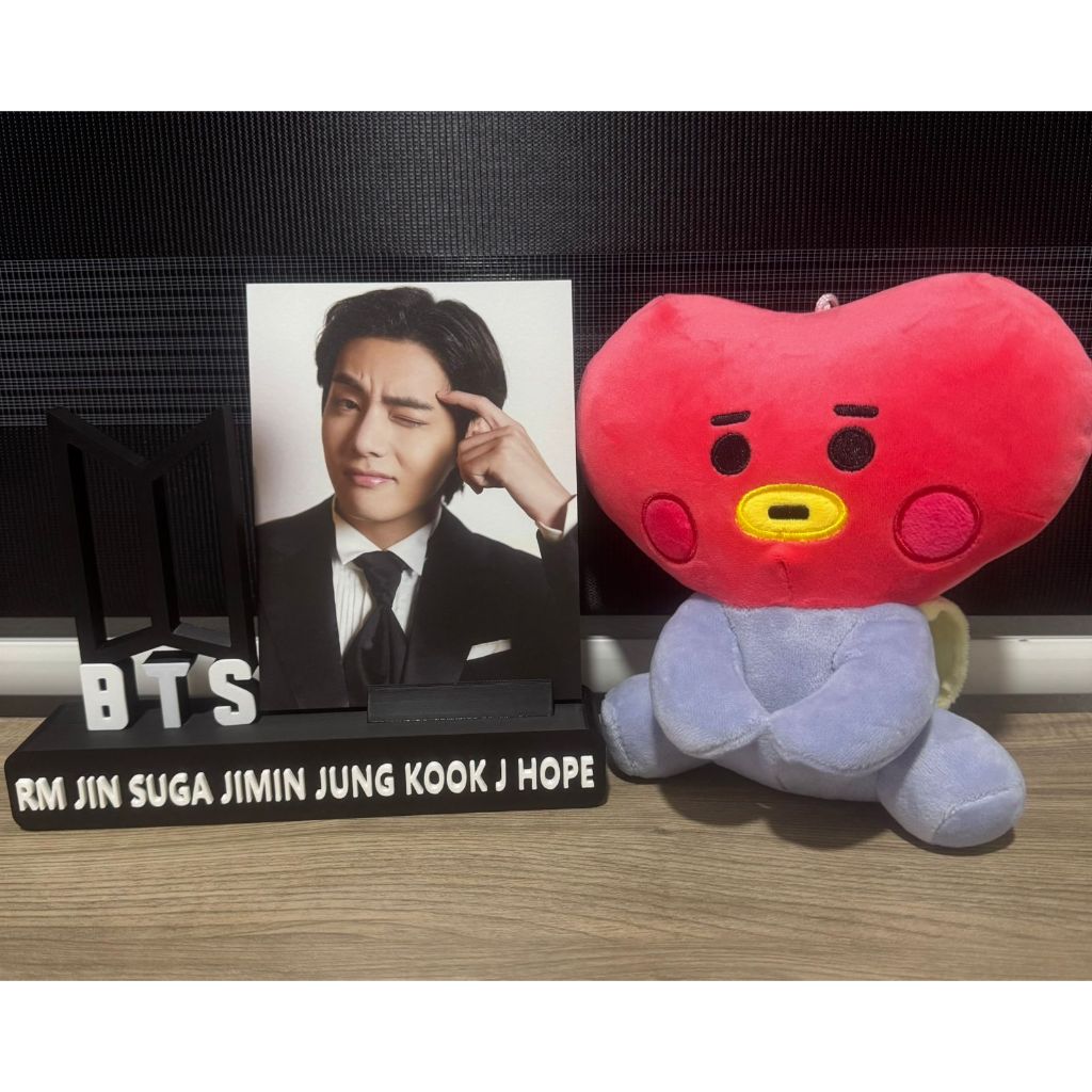 Pelúcias e Chaveiros de Pelúcia BTS Colecionáveis Originais Jung