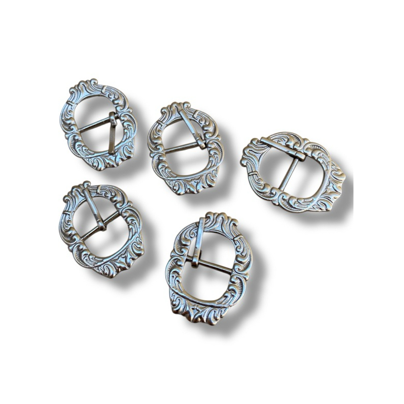 fivela replica de alpaca n•111, zamak, traias, chaveiros