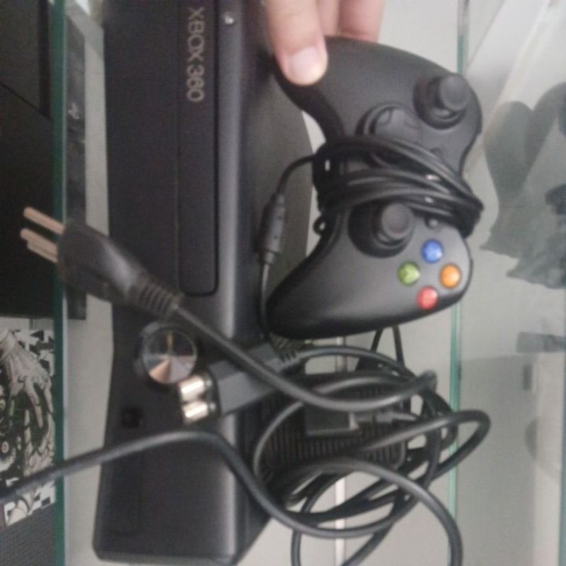 Xbox 360 Desbloqueado RHG 3.0 ( 170 jogos instalado ) so funciona cabo av
