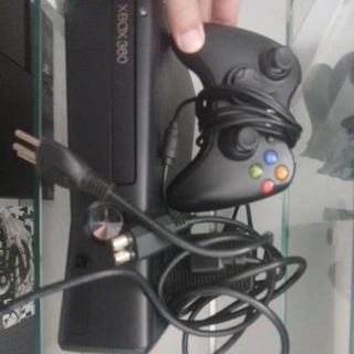 Xbox 360 Desbloqueado RHG 3.0 ( 170 jogos instalado ) so funciona cabo av