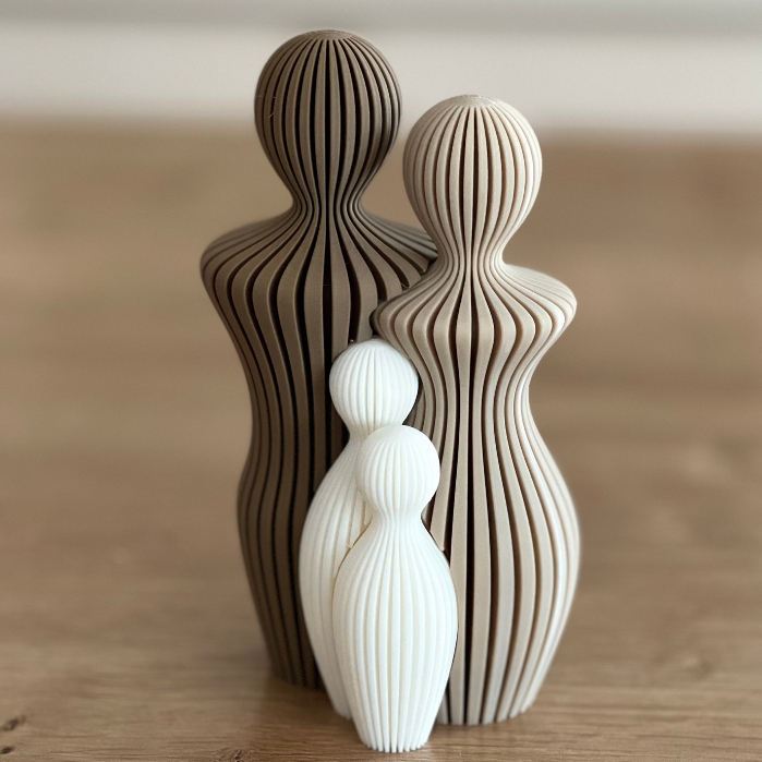 Escultura Família Unida Tamanho 18 cm – Decoração Moderna para sua Casa