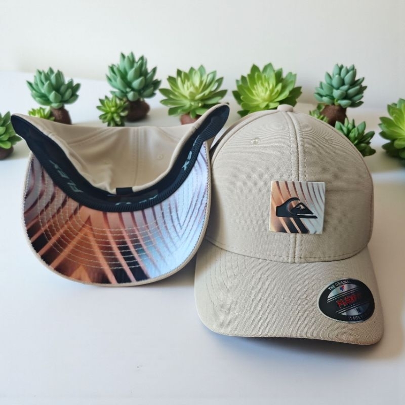 Bon&eacute; Quiksilver Flex Fit Fechado Tamanho M Adulto | Brasil