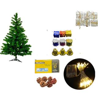 Árvore De Natal Cheia De Enfeites Decorada