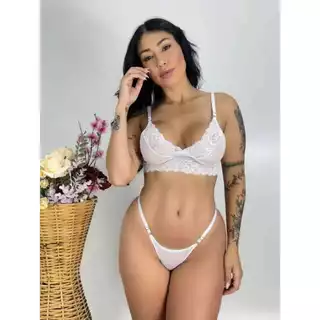 Conjunto em tule e renda lingerie feminina delicada com regulagem formato de coração nas alças
