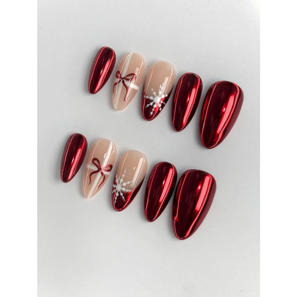 Press On Nails - Unhas postiças personalizadas sob medida - Unha Para o Natal C/ Nude e Detalhes em Cromado Vermelho