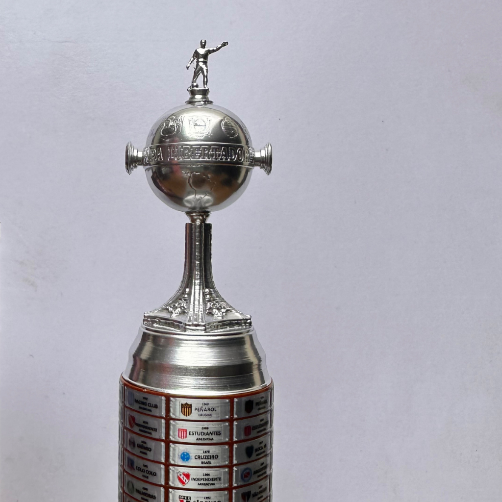 Miniatura Taça Libertadores 15 Cm Todos Os Time Brasileiros.