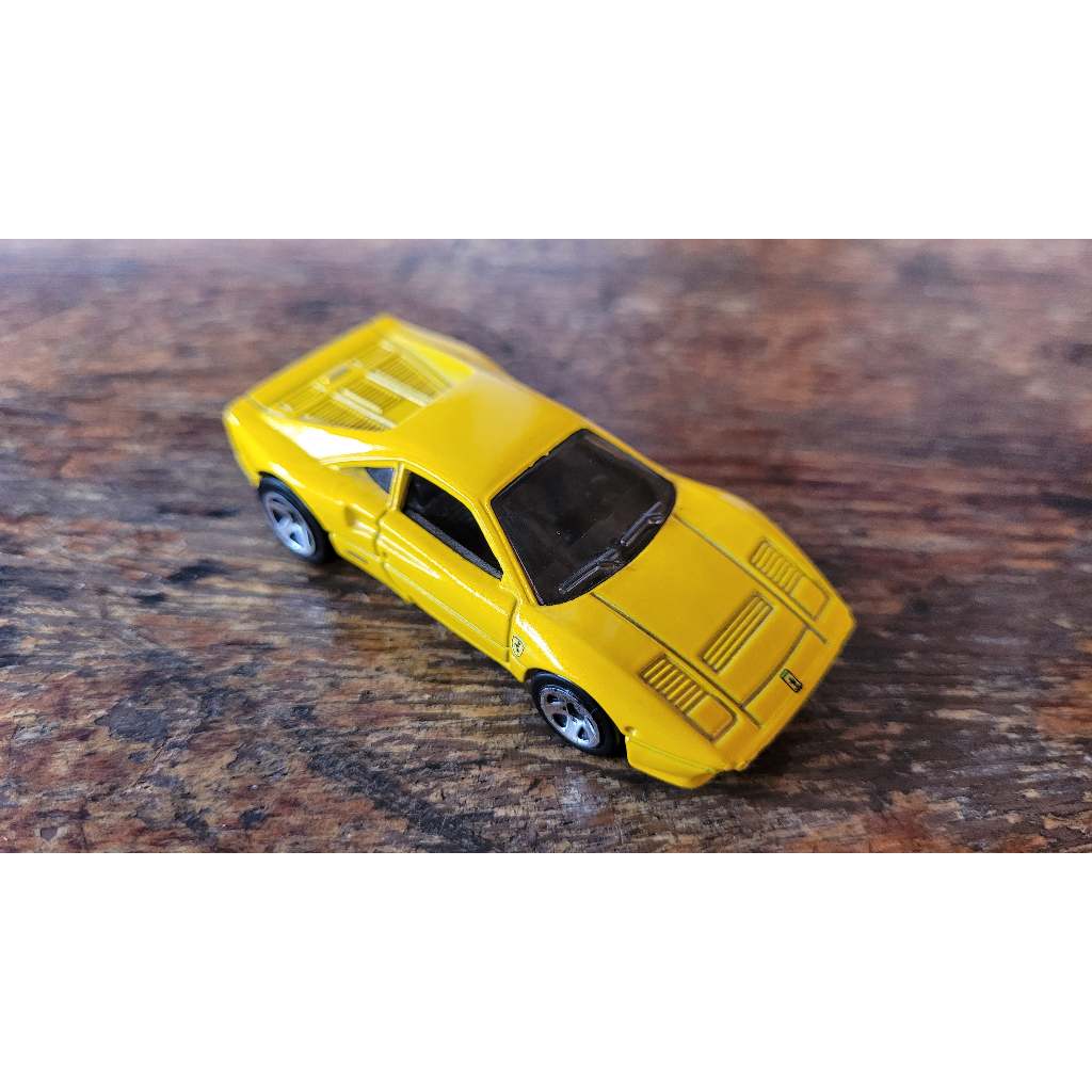 Hot Wheels - Ferrari 288 GTO Branco - New Models 2008 (Fora da