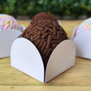 300~1000 FORMINHAS BRANCAS 4 PÉTALAS PARA BRIGADEIROS DOCES FINOS 3,0x3,0x2,5