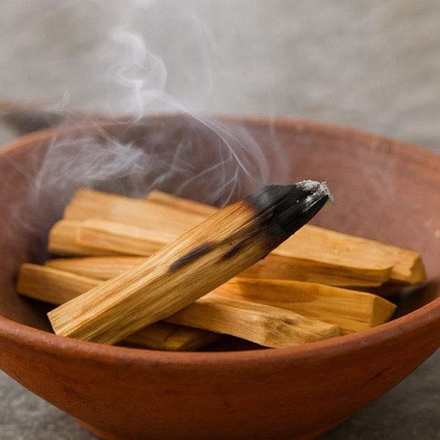 Palo Santo — Incenso Peruano 100% Natural