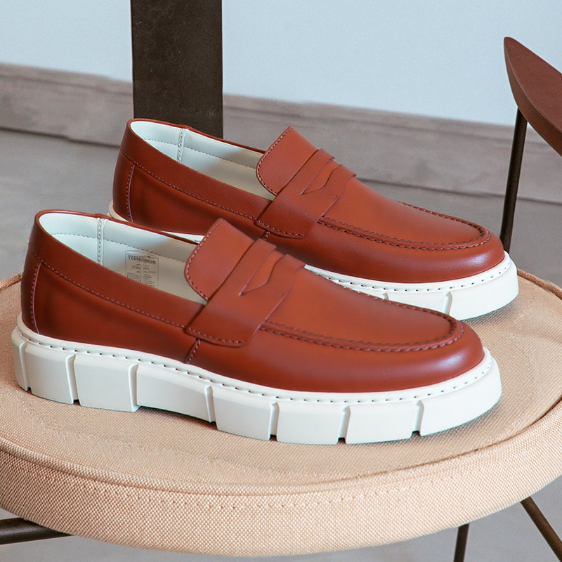 Mocassim Splip On Masculino Solado Alto Plataforma Sport Fino Clássico Avelã Preto