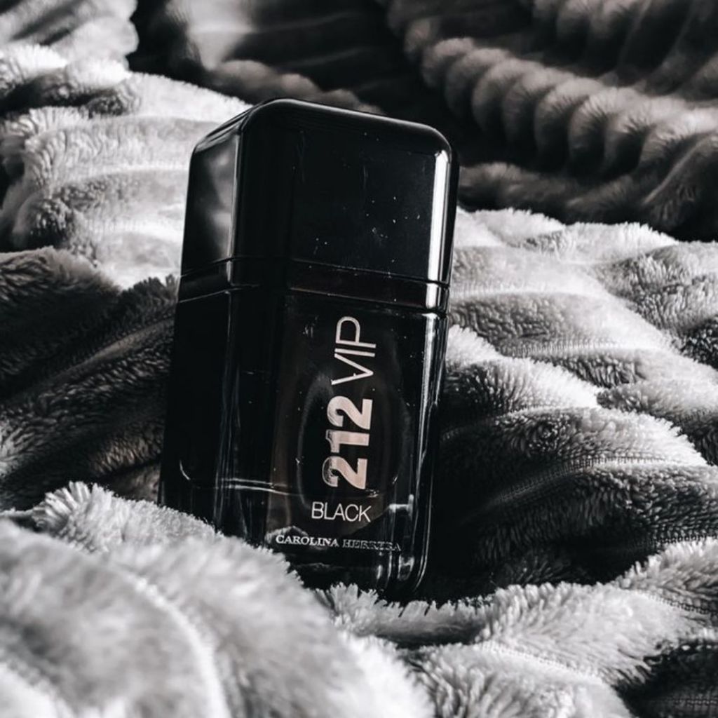Perfume 212 Vip Men Black Masculino Eau de Parfum 100ml