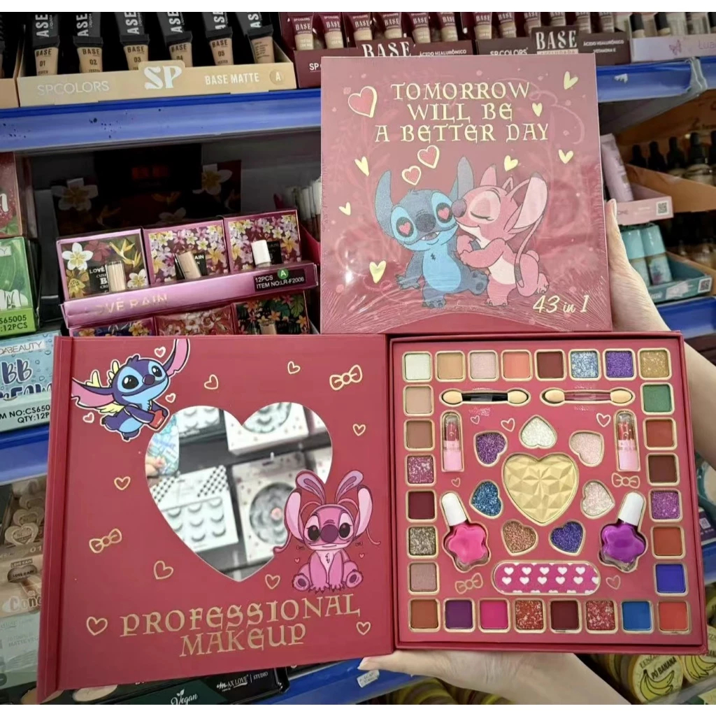Hello Kitty, paleta de maquiagem Coulommi, maquiagem infantil