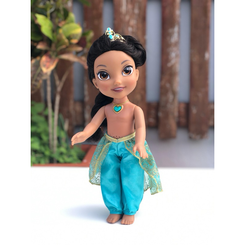 Boneca Princesa Jasmine personagem do filme 