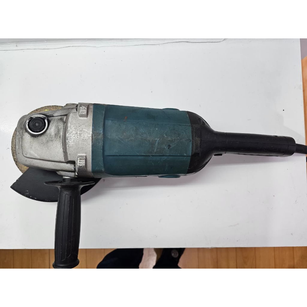 Esmerilhadeira Lixadeira Angular 7 Pol. 2200W 220V MAKITA-M0920 ...