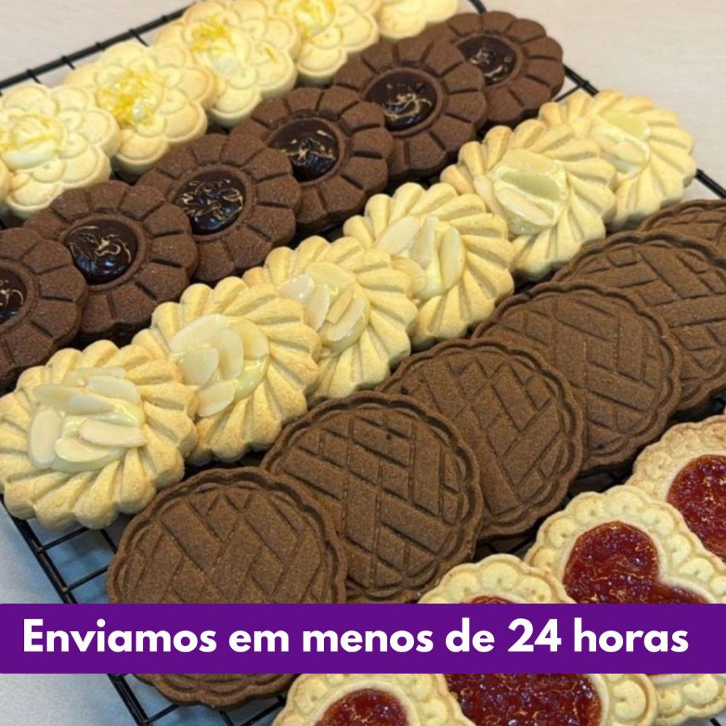 Kit 8 Cortadores e Marcadores para Biscoito Monica Moriel Ma