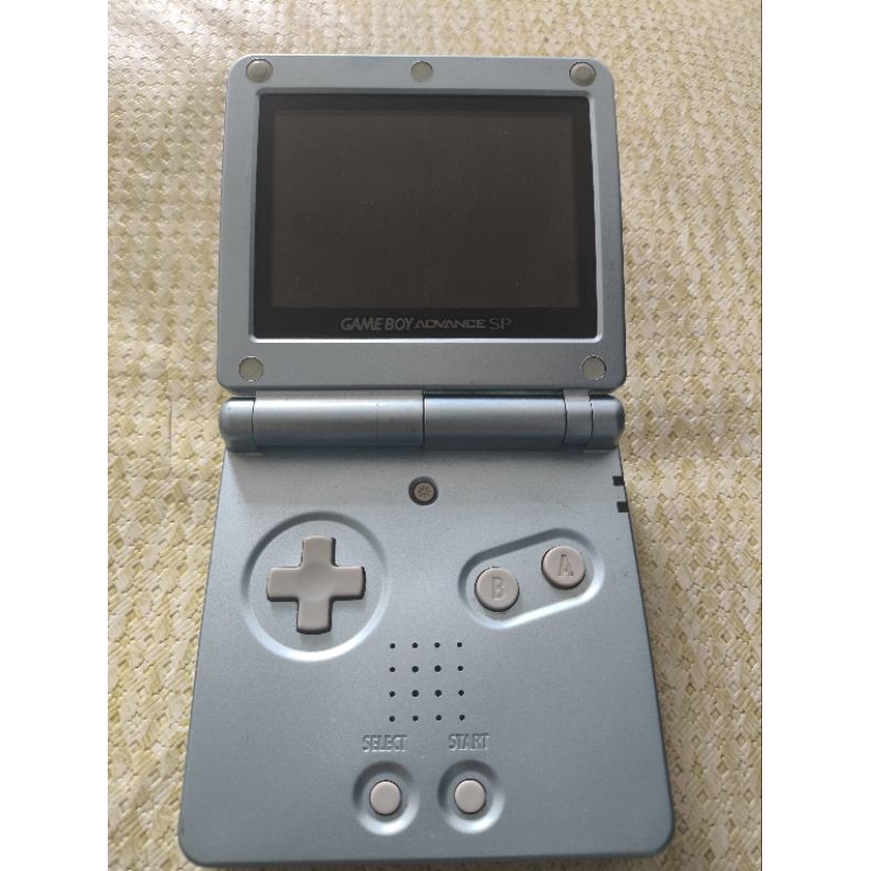 leia o anúncio por gentileza Game Boy Advanced SP console com marcas de ...