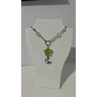 🌙✨ COLAR CHOKER ESTRELA & LUA – FEITO À MÃO ✨🌙