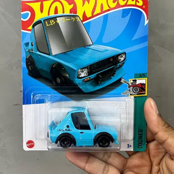 Hot Wheels TOONED/Nissan Skyline 2000GT-R LBWK/ Porsche 911 Turbo