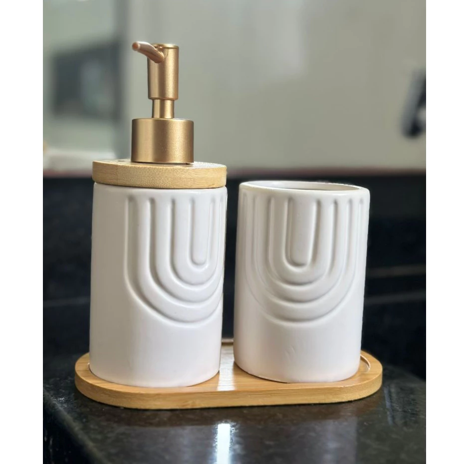 Kit Banheiro 3 Peças Porcelana Porta Sabonete Líquido Porta Escova Decorativo e Bandeja bambu