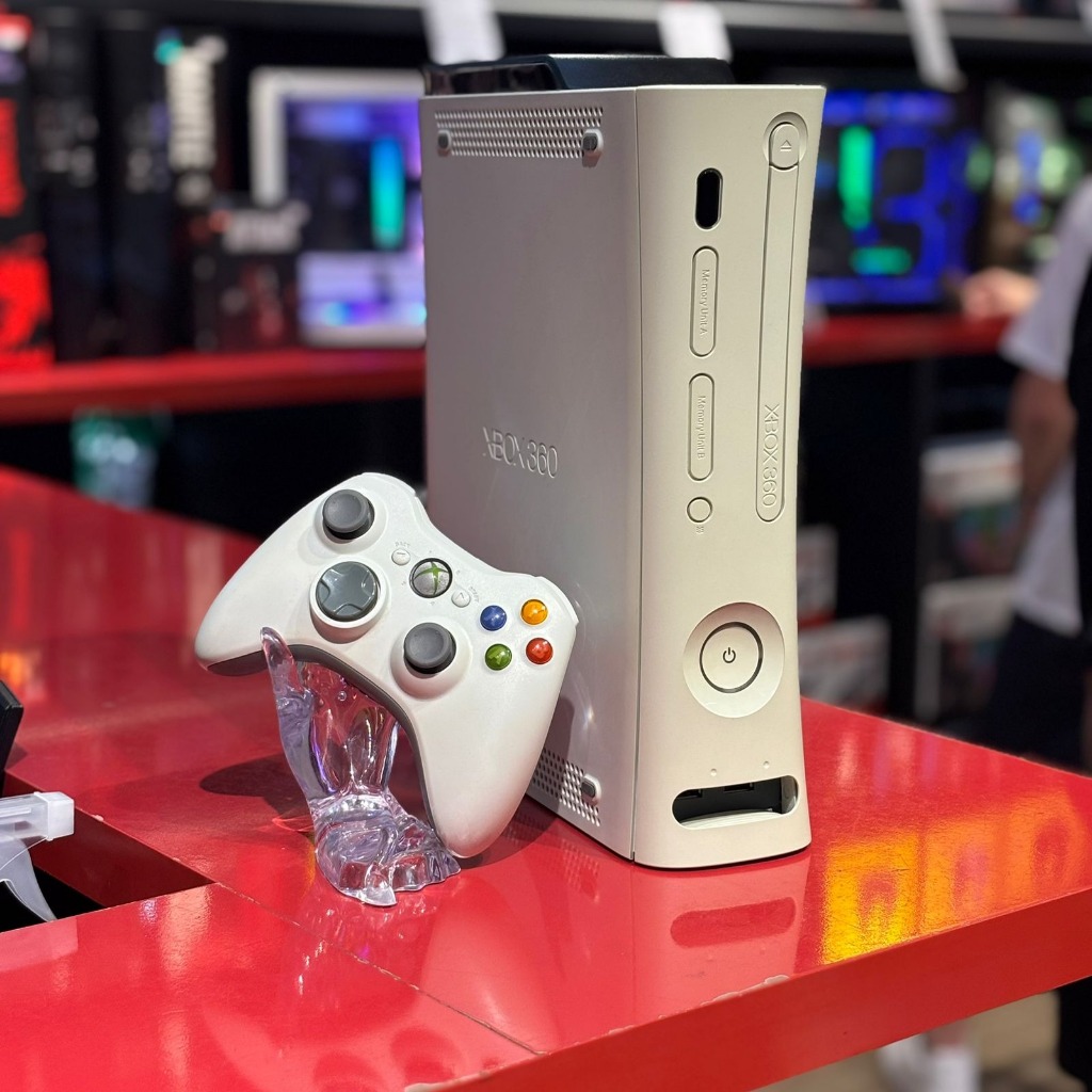 Xbox 360 Arcade Desbloqueado (Seminovo) - Melhora o Preço