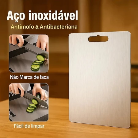 Infográfico mostrando o uso da tábua de aço inoxidável para cortar pepinos, destacando as propriedades antibacterianas e facilidade de limpeza.