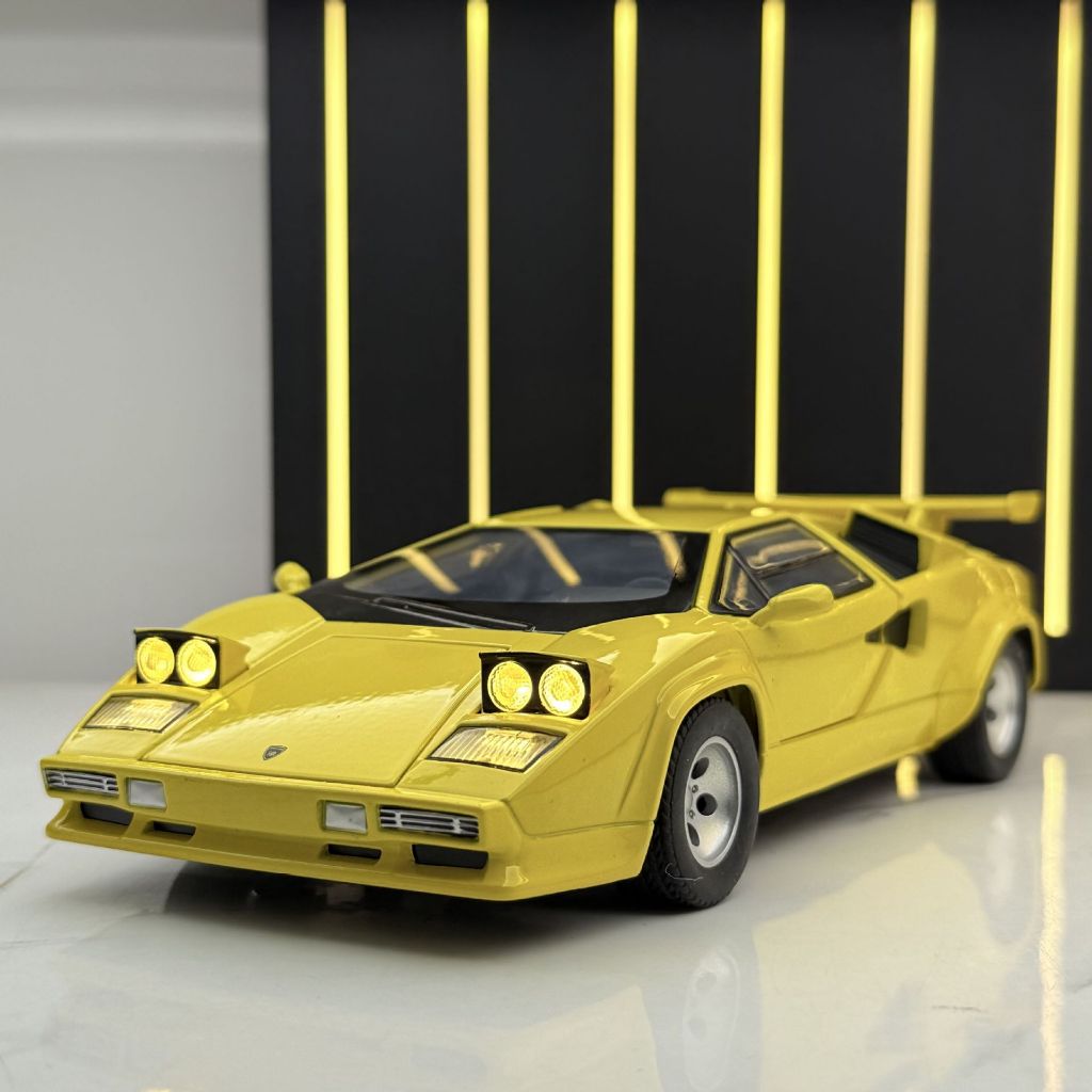 Miniatura Lamborghini Countach LP500S 1:32 Réplica Coleção FH5 FH6