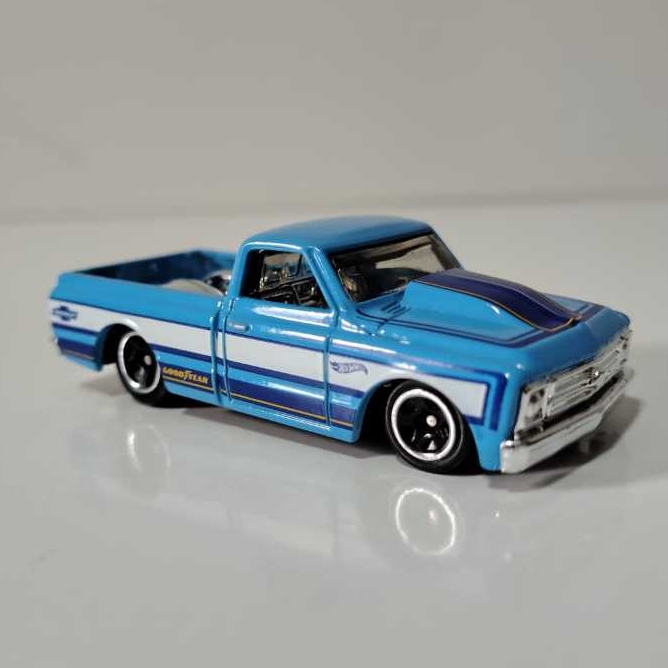 Hot Wheels Chevrolet Chevy C10 - Loose (fora da embalagem