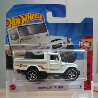 Hot Wheels Toyota Land Cruiser T Hunt Lote K 2023 Cartela Curta HKL07 (CARTELA DANIFICADA)