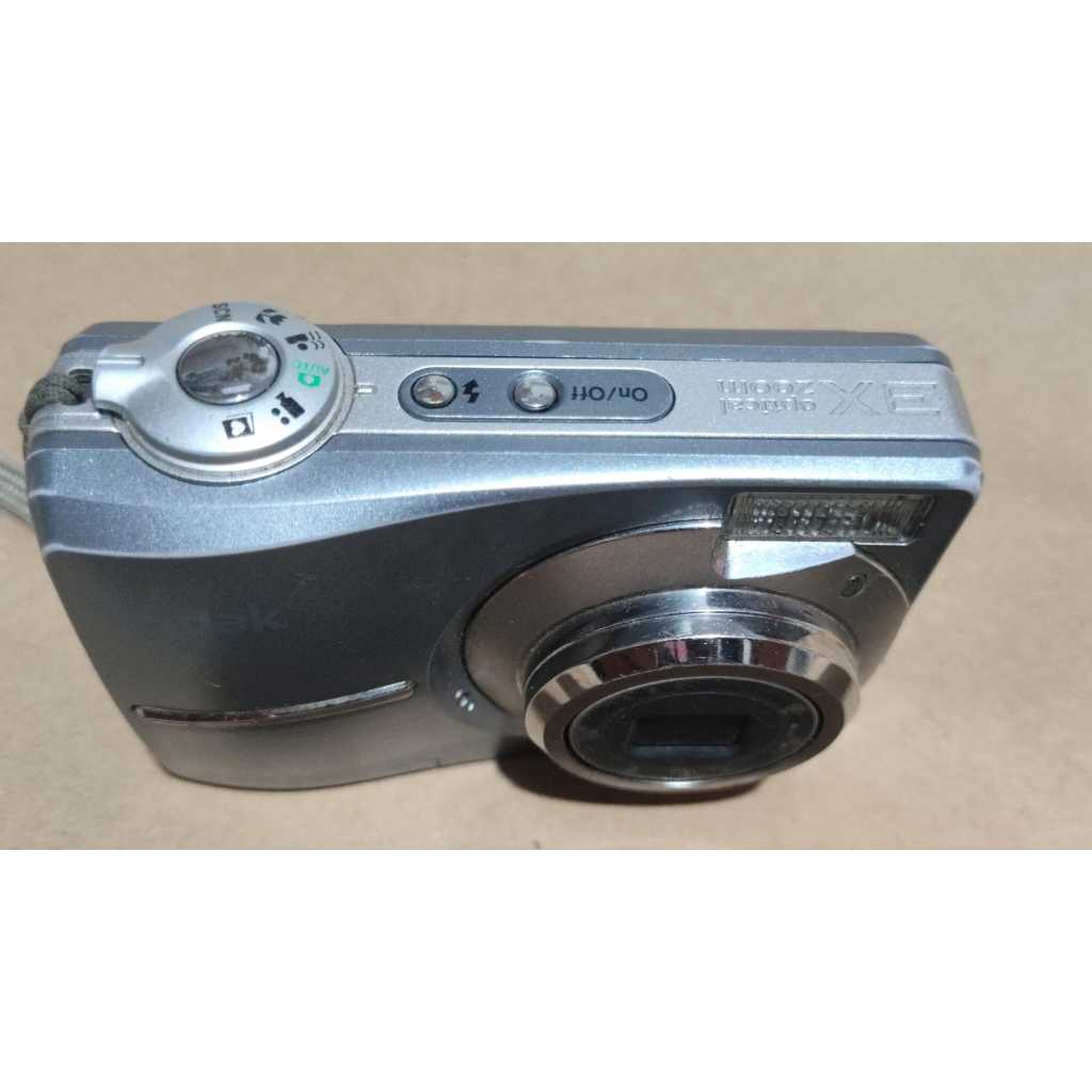 Câmera digital Kodak EasyShare C813 8.2mp 3x Nâo liga para